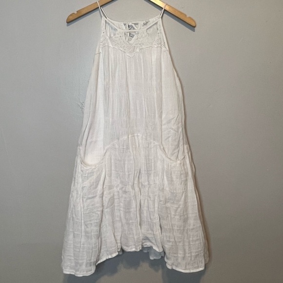 3/$25 🙌🏼 Hem & Thread High Neck Cutout Gauzey Layered Pockets Mini Dress Large - Picture 2 of 10